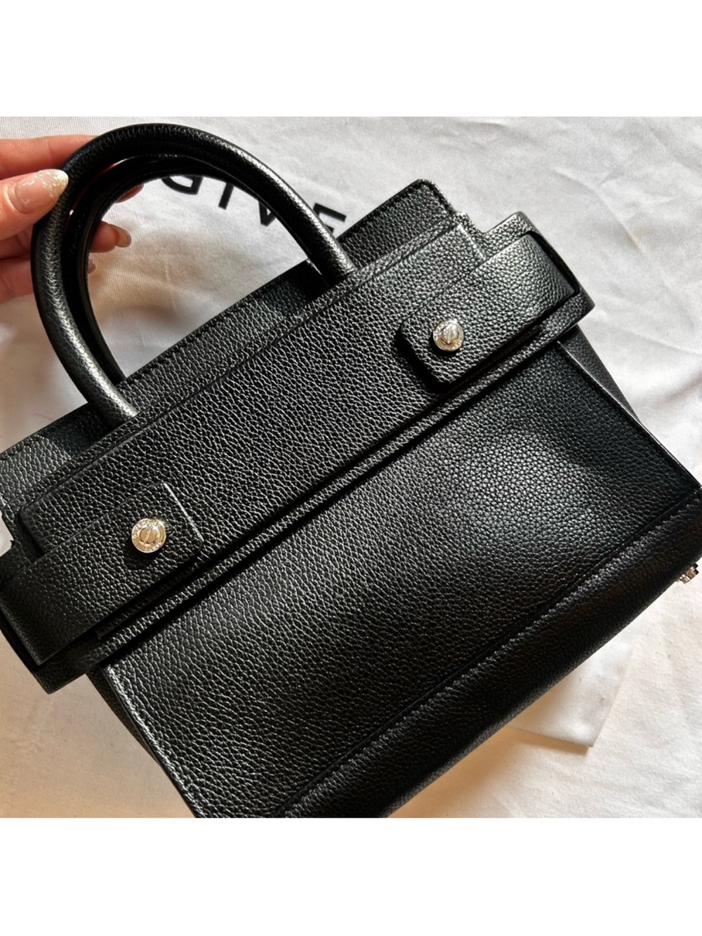 Givenchy purse - Picture 4 of 7